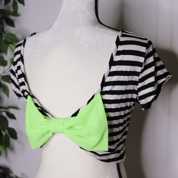 Anthropologie Tops - Anthropologie Mine Striped Crop Top Size Lg Anthropologie Tops - Anthropologie Mine Striped Crop Top Size Lg